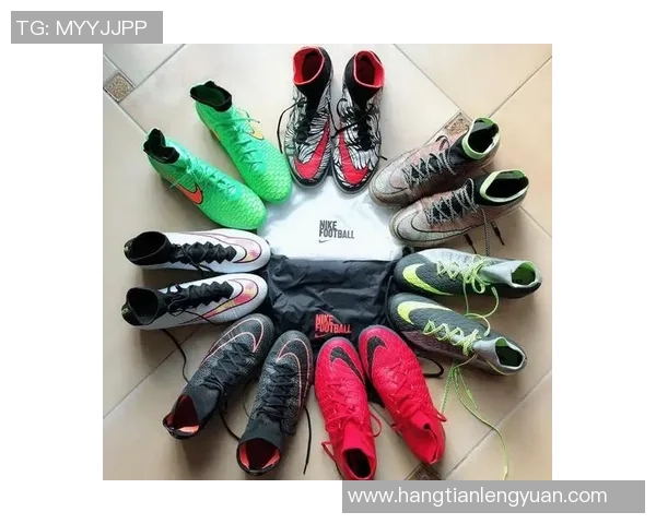 足球明星们的足球鞋选择揭秘各大品牌与款式的背后故事